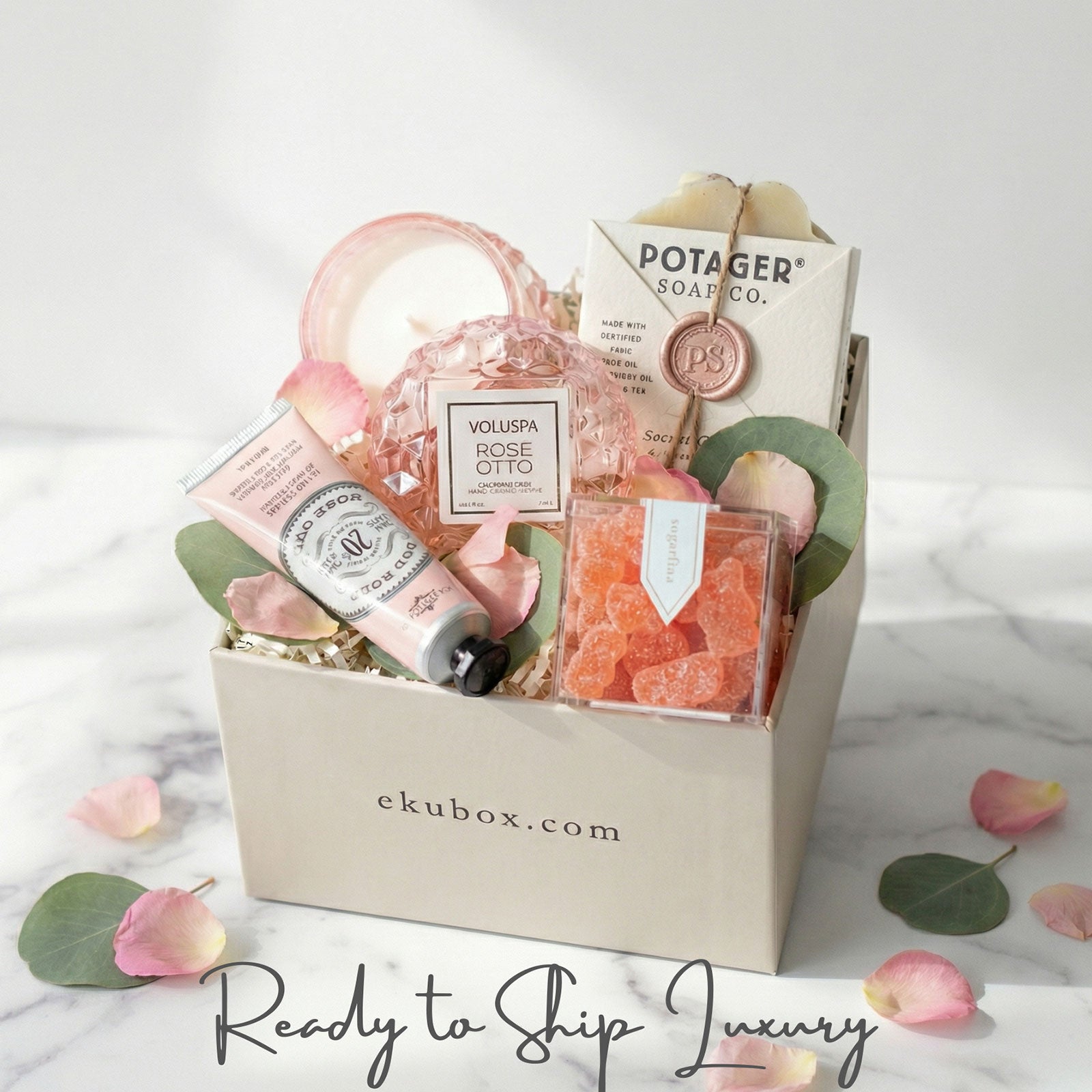 Luxury gift box La Vie En Rose containing rose scented lotion and bath items for ready-to-ship gifting service.