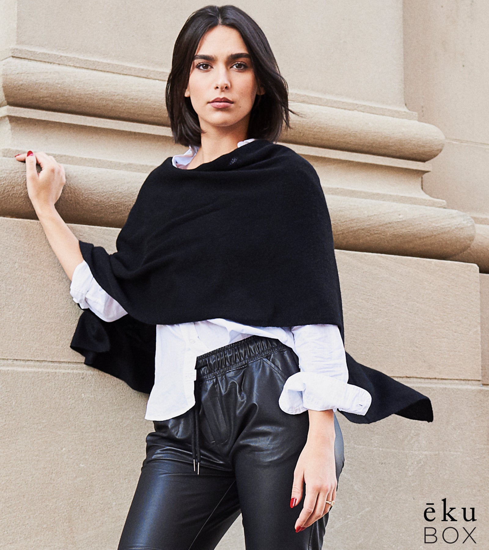 5 reasons why the Claudia Nichole Cashmere Topper makes the perfect gift