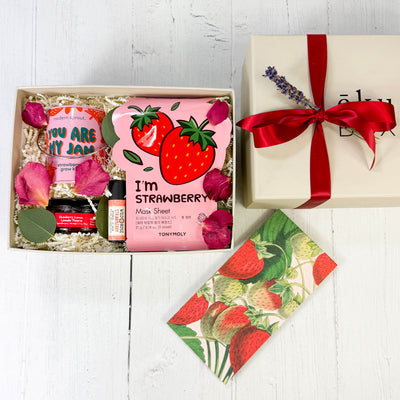 Strawberry Fields all occasion gift box. Send them the essence of summer, with this wonderful berry fabulous gift. ekuBOX