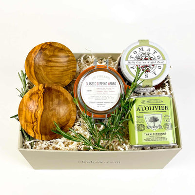 ekuBOX Gourmet Gift Box 2 Olive Wood Bowl Set Gourmet Olive Oil Dipping Set Our Best-Selling Gourmet Olive Oil Dipping Set | ekuBOX