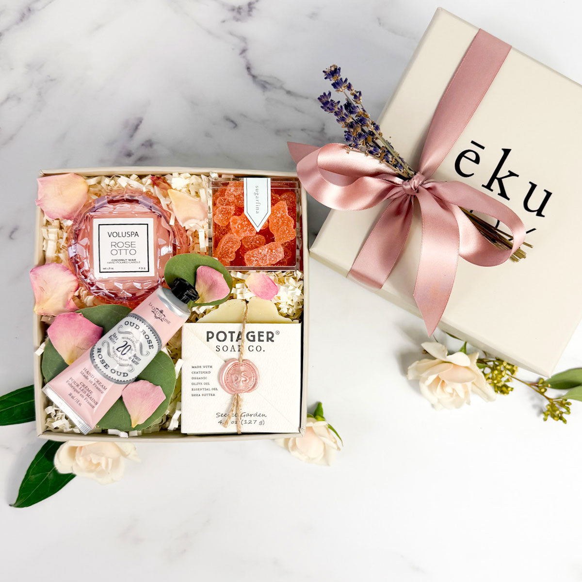 top view La Vie en Rose Spa Gift Set Rose scented gift box - ekuBOX LUXURY GIFTS 